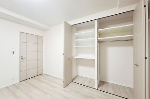 ファミールアクシス泉佐野 206