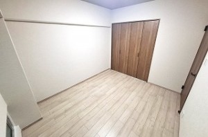 エバーグリーン金岡四号棟 712