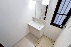 岸和田市加守町3丁目
