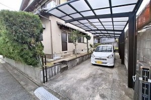 岸和田市東ケ丘町