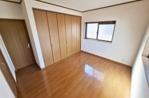 岸和田市尾生町5丁目