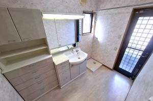 岸和田市尾生町5丁目