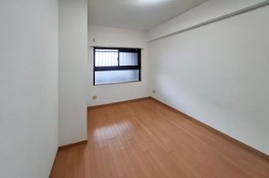 メゾンドール・ラーバン和泉I番館