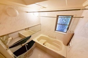 岸和田市上松町1丁目