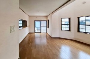 泉南市信達市場