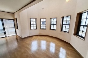 泉南市信達市場