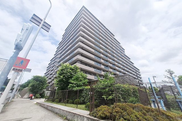イトーピア金剛東グランヒルズ