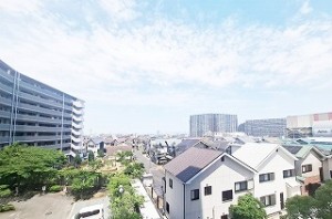 ファミールハイツ鳳サウスフォレストIII番館
