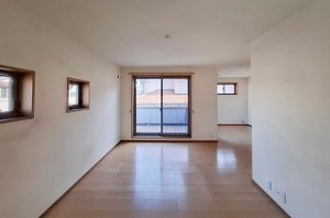 泉南郡熊取町つばさが丘西2丁目