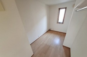 泉南郡熊取町つばさが丘西2丁目