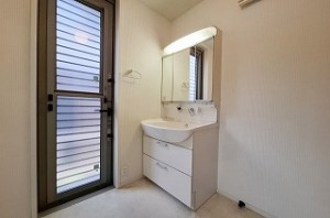 泉南郡熊取町つばさが丘西2丁目