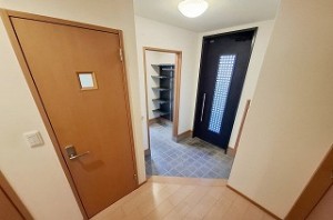 泉南郡熊取町つばさが丘西2丁目