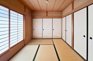 泉佐野市新安松3丁目