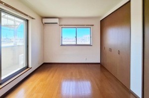 泉佐野市新安松3丁目