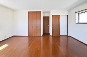 泉佐野市新安松3丁目
