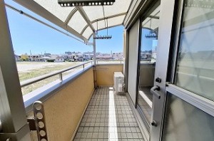 泉佐野市新安松3丁目